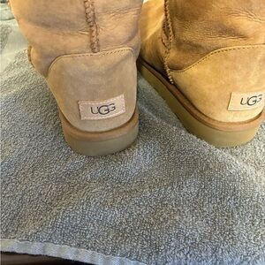 UGG Classic Chestnut Boots